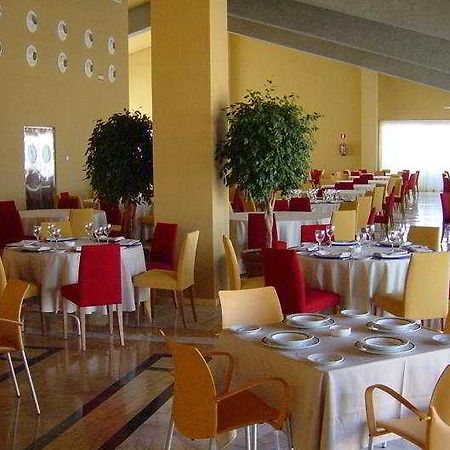 Cear Juan Carlos I Hotel Granada Exterior photo