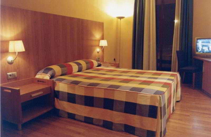 Cear Juan Carlos I Hotel Granada Exterior photo